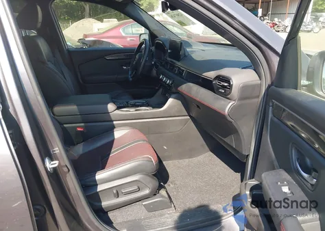 2025 Honda Pilot Black Edition z USA, uszkodzony, nr VIN 5FNYG1H98SB003644